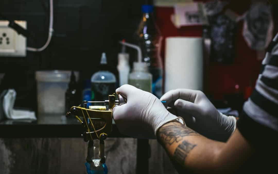 Spielt die Atmung eine Rolle bei Tattoo Schmerzen?